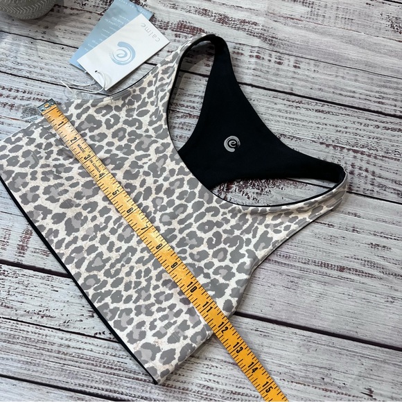 Johnny Was Calme Reversible Sports Yoga Bra - Picture 6 of 7